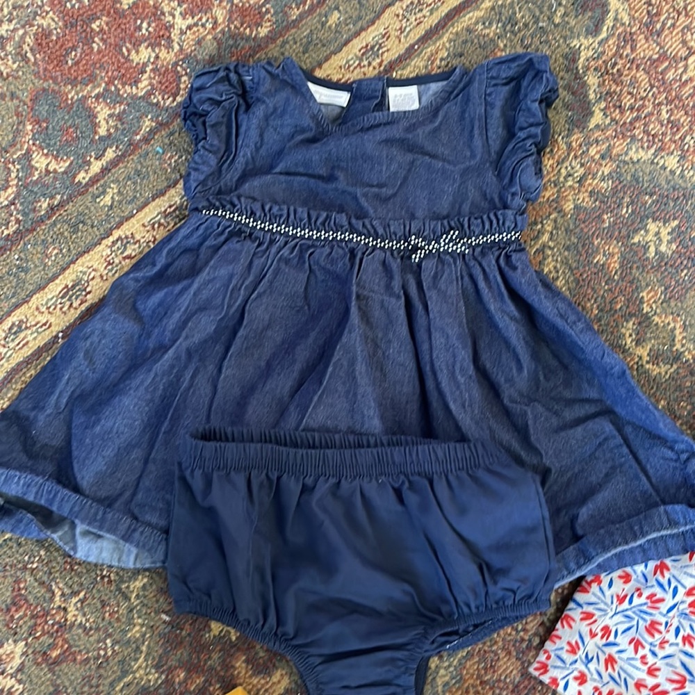 Bundle! Dresses! - Picture 2 of 6